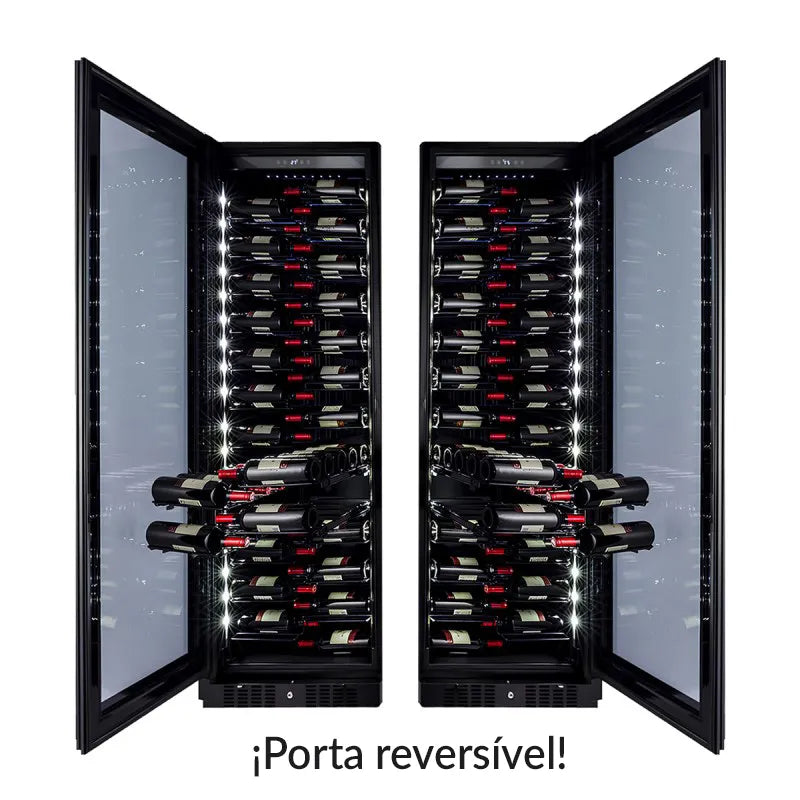 Interior da cave de vinho Cave Vinum CV-143-LV PREMIUM com iluminação LED quente e organização para 143 garrafas.