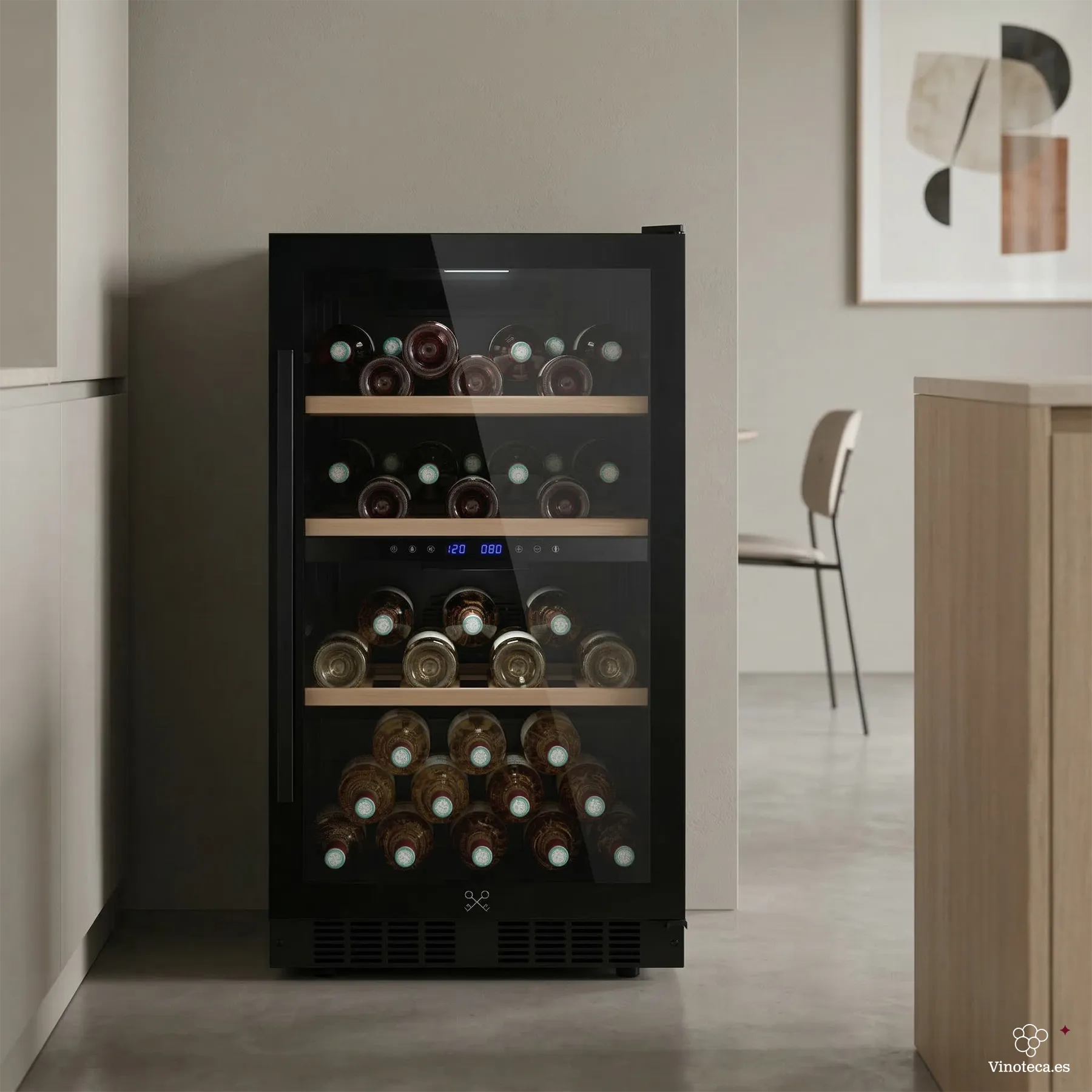 Cave de vinho Les Petits Champs CAVCDB62 em cozinha moderna para coleção doméstica.