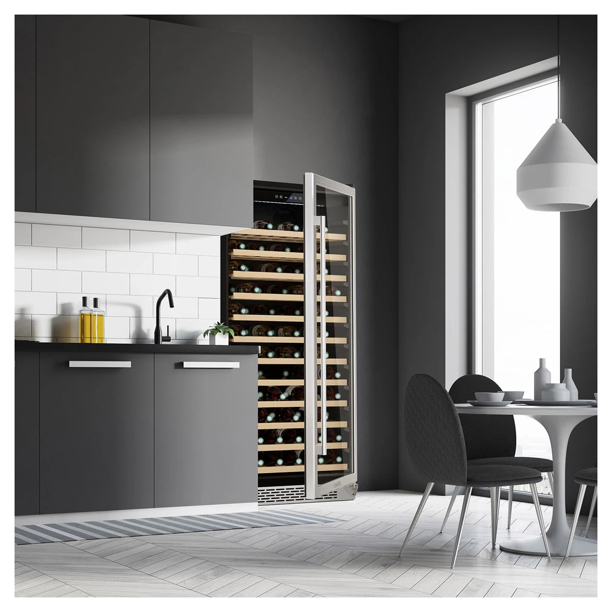 Cave de vinho 100 garrafas Les Petits Champs CAVCE100 na cozinha