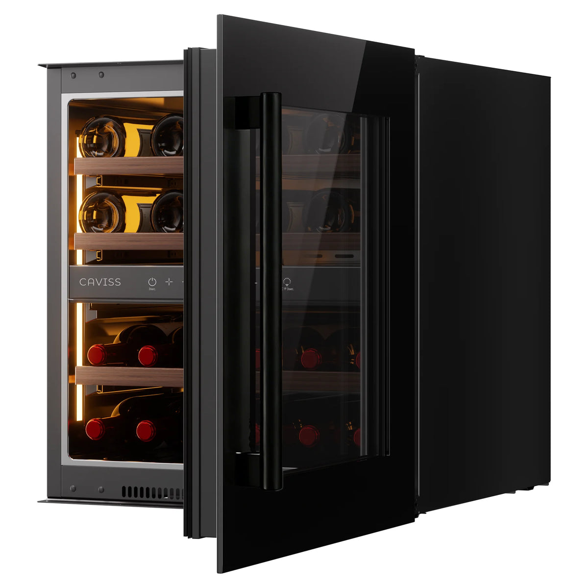 Interior da cave de vinho Caviss CT2E28H60N60 com as três prateleiras em madeira e iluminação LED branca
