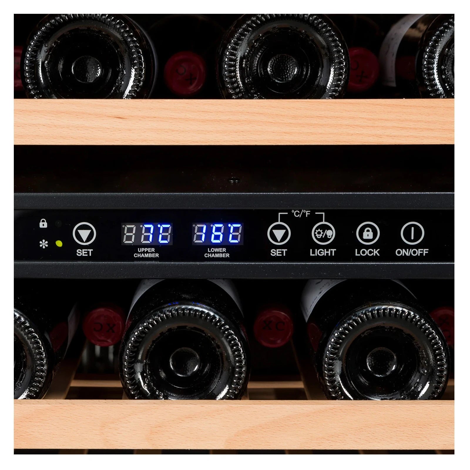 Cave de vinho Vinobox V40 GC 1T Black com display digital, luz interior e humidade constante.