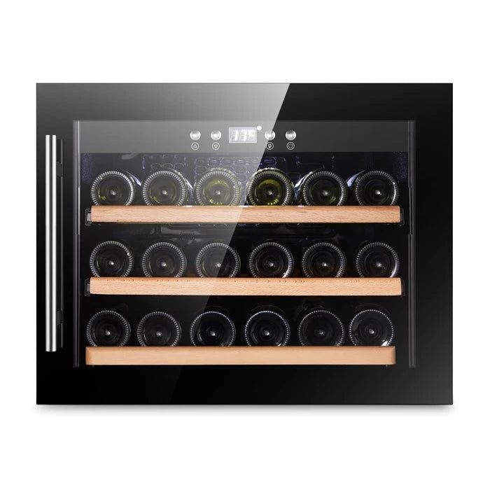 Cave de vinho para 18 garrafas Cavin Scandinavian Collection 18 Black integrado numa cozinha contemporânea